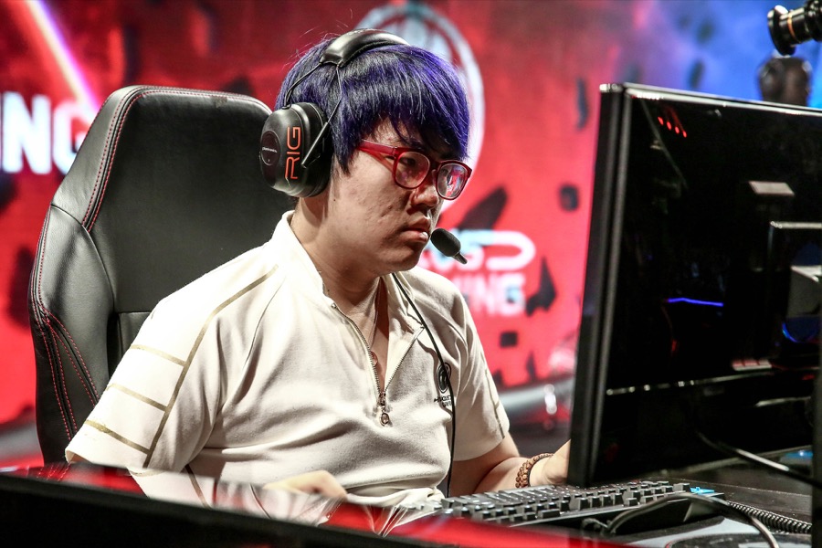 Zz1tai professional League of Legends player portrait